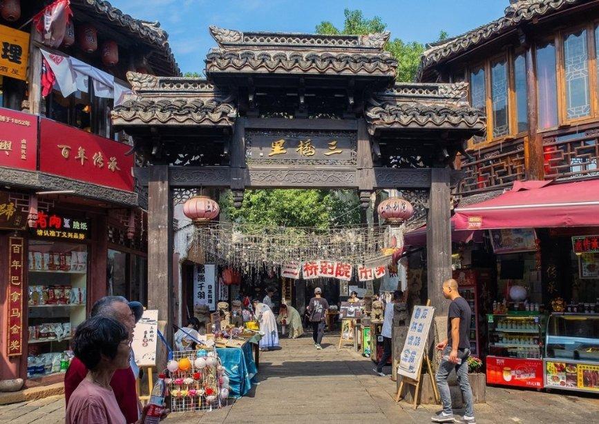 湖南岳阳90后相识7天后领证，3个月后闪离！这是对婚姻的不负责任吗？